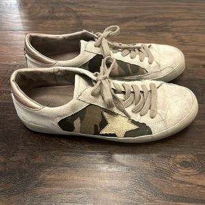 Shu Shop Tan/Camo Sneakers